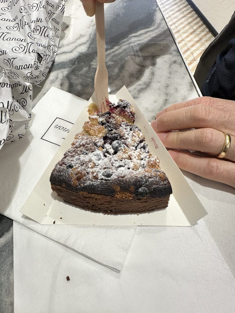 AUX DÉSIRS DE MANON Updated October 2024 42 Photos & 33 Reviews