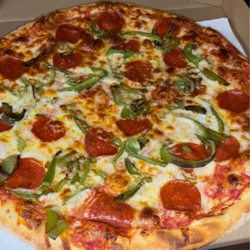 Pepperoni and Green Pepper Pizza