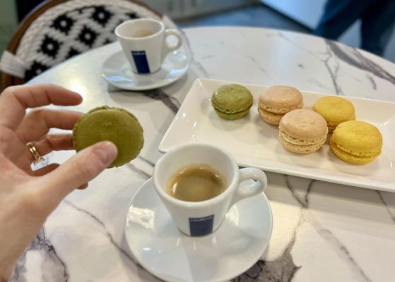 Amandine Desserts by null