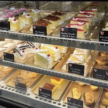 Vicky Bakery - Cakes and pastries case - Bakeries Near Me - Palm Beach Gardens, Florida