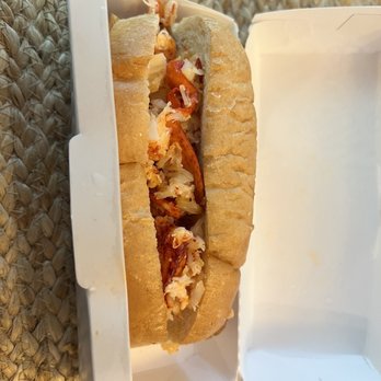 Mason's Famous Lobster Rolls - Seafood Near Me - Cary, North Carolina Mason's Famous Lobster Rolls - Seafood Near Me - Cary, North Carolina