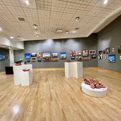 Tamarack Marketplace - Art gallery