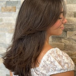 Ariane's Fringe Benefits Salon