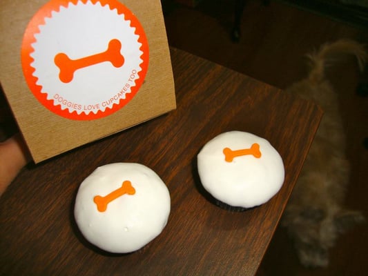 Sprinkles The Grove by null