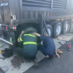 Keyes & sons Diesel Repair - Men working