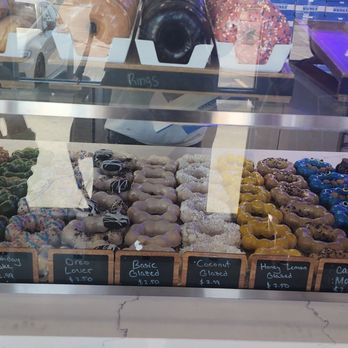 Sleepyhead Donut - Donuts Near Me - Paradise, Nevada