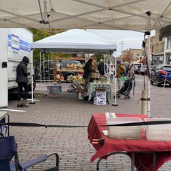 Woodstock Farmers Market - Some vendors on a cool fall afternoon