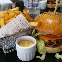She's Burger - L'Original + frites et mayo maison