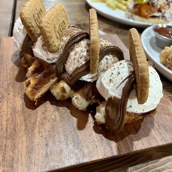 Corner Table - Biscoff croffle - Breakfast & Brunch Near Me - Redwood City, California
