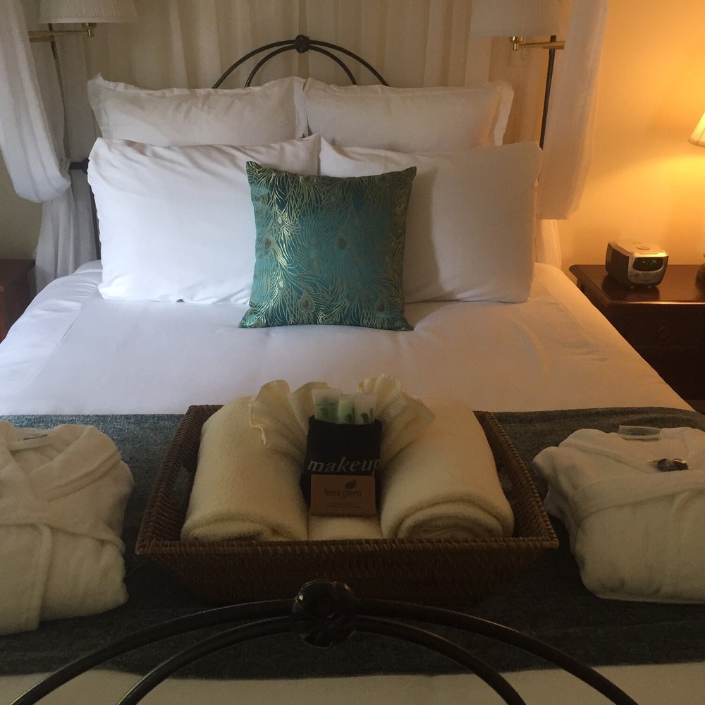 The Maples Inn - Robes, towels and toiletries provided in our white birch room!! - Bed & Breakfast Near Me - Bar Harbor, Maine The Maples Inn - Robes, towels and toiletries provided in our white birch room!! - Bed & Breakfast Near Me - Bar Harbor, Maine