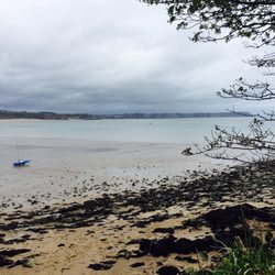 Oxwich Bay - Lone boat!