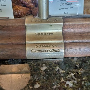 Del Sur Bakery & Cafe - Cincy representation - Filipino Near Me - Chicago, Illinois