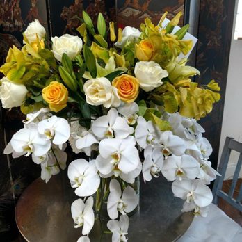 Couture Flowers by Kimberly Perry - Wedding Planning Near Me - Costa Mesa, California Couture Flowers by Kimberly Perry - Wedding Planning Near Me - Costa Mesa, California