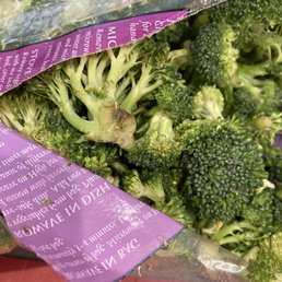 Pre-packed broccoli was not fresh! Expiry is in 3 days and we just bought 2 days ago Pre-packed broccoli was not fresh! Expiry is in 3 days and we just bought 2 days ago