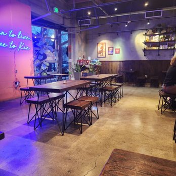 Kin Thai Street Eatery - Dining Room - Thai Near Me - Sacramento, California Kin Thai Street Eatery - Dining Room - Thai Near Me - Sacramento, California