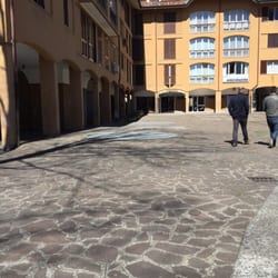Piazza de Gasperi Garbagnate