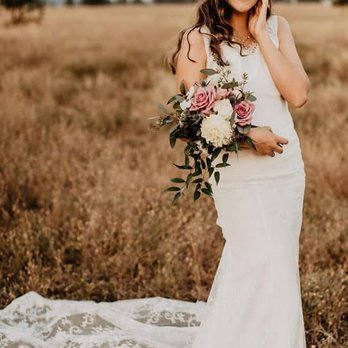 Flora's Flowers - Floral Designers Near Me