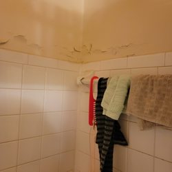 Red Brick Management - Lead paint walls in need of repair