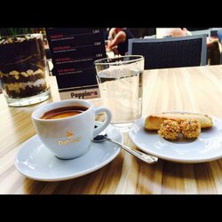 Peppino's Trattoria & Espressobar - Mein Kaffee und gut ist :-)