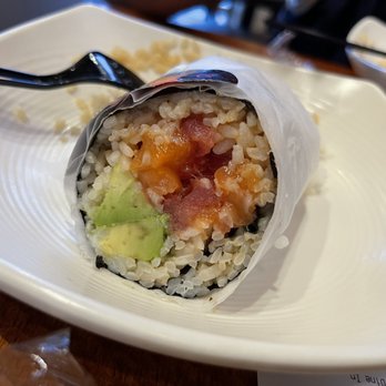 Edorrito Asian Bistro - Sushi Burrito with Seaweed Wrap - Chinese Near Me - Nottingham, Maryland Edorrito Asian Bistro - Sushi Burrito with Seaweed Wrap - Chinese Near Me - Nottingham, Maryland