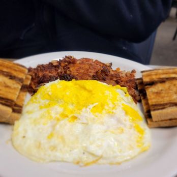 COLONIAL KITCHEN PANCAKE HOUSE - Updated August 2025 - 49 Photos & 62 ...