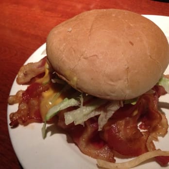 Cheddar's Scratch Kitchen - Bacon cheese burger - American Near Me - Austin, Texas