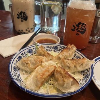 Hong Asian Noodle Bar - Gyoza - Asian Fusion Near Me - Dover, New Hampshire