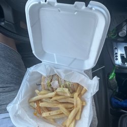 Magee's Patio Cafe - Turkey club
