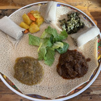 Lalibela Ethiopian Cuisine - Meat combo - Ethiopian Near Me - Redding, California