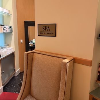 St Julien Hotel & Spa - Spa waiting room - Hotels Near Me - Boulder, Colorado