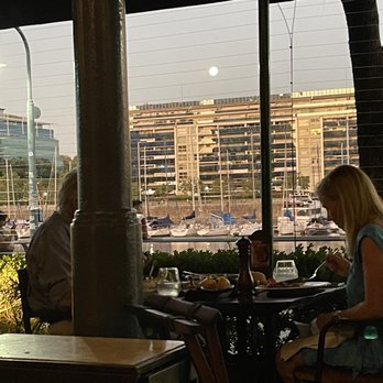 Cabaña Las Lilas - Full moon - Steakhouses Near Me - Buenos Aires, C