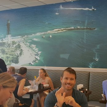 Red Fox Diner - Note wall mural of Lighthouse Point - Breakfast & Brunch Near Me - Lighthouse Point, Florida