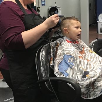 Supercuts - Hair Salons Near Me - HURST, Texas