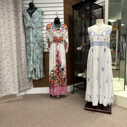 It's Chic Again! Consignment