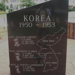 Easthampton Veteran's Memorial - Korean War monument