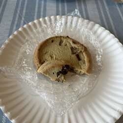 Nima's Pizza - Deceivingly delicious chocolate chip cookies!
