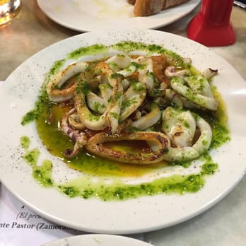 El Xampanyet - Squid - Tapas Bars Near Me - Barcelona, B El Xampanyet - Squid - Tapas Bars Near Me - Barcelona, B