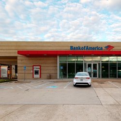 Bank of America Financial Center - Storefront