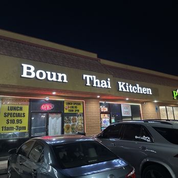Boun Thai Kitchen - Outside - Salad Near Me - Paradise, Nevada Boun Thai Kitchen - Outside - Salad Near Me - Paradise, Nevada