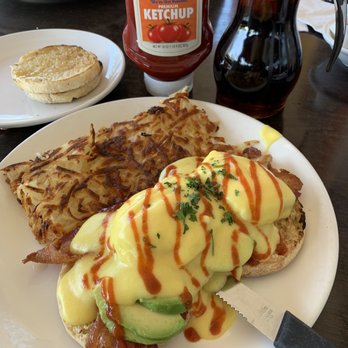 Broken Yolk Cafe - Golden State Benedict. Ask for hash browns extra crispy and you'll love this breakfast. - Breakfast & Brunch Near Me - Orange, California Broken Yolk Cafe - Golden State Benedict. Ask for hash browns extra crispy and you'll love this breakfast. - Breakfast & Brunch Near Me - Orange, California