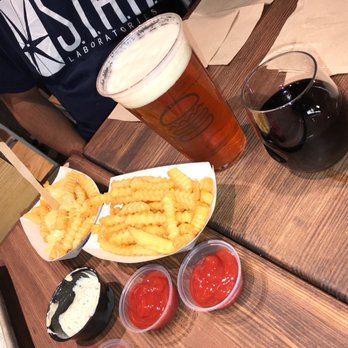Shake Shack Century City Mall - 2nd Floor - IPA and Pinot Noir and crinkle fries - Fast Food Near Me - Los Angeles, California Shake Shack Century City Mall - 2nd Floor - IPA and Pinot Noir and crinkle fries - Fast Food Near Me - Los Angeles, California