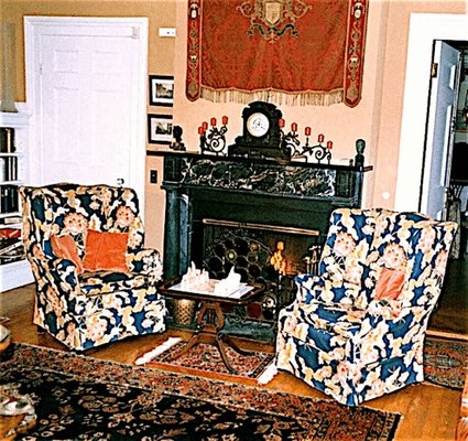 Whistler's Inn by null