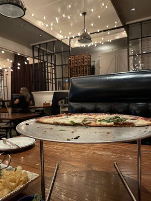 Eno's Pizza Tavern by null