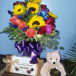 Stacie's Lazy Daisy Floral Designs & Gifts