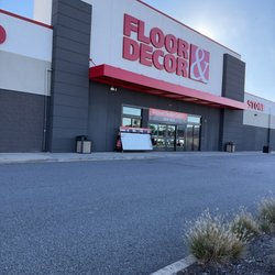 Floor & Decor