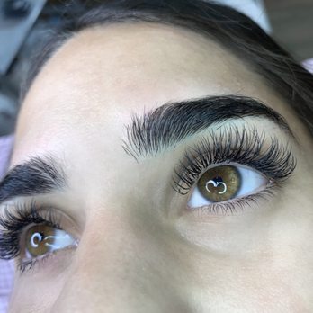 Glam Girls - Classic lash extensions! For a natural look - Permanent Makeup Near Me - Chicago, Illinois