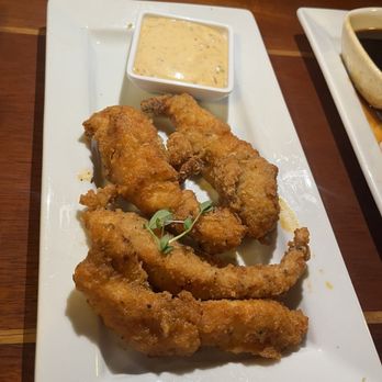 Dolphin Bar and Shrimp House - Bourbon Chicken Strips - Seafood Near Me - Jensen Beach, Florida