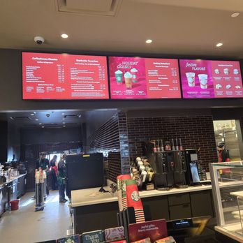 Starbucks - Coffee & Tea Near Me - Fresno, California