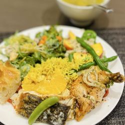 UCLA Meyer & Renee Luskin Conference Center - Catering