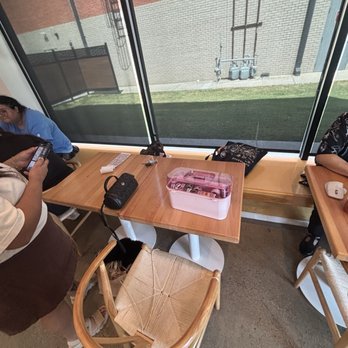 Redstraw - Seating - Bubble Tea Near Me - Carrollton, Texas